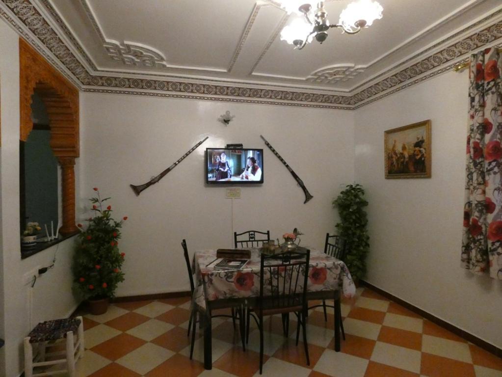 Chez Khadija Et Franz شقة *